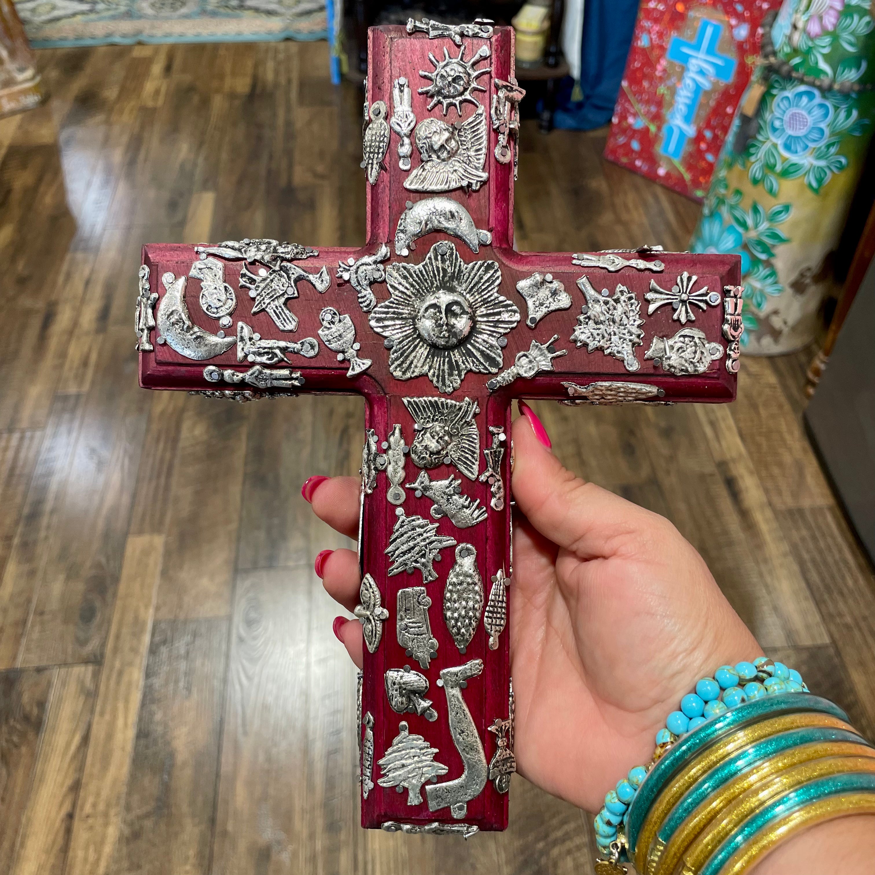 Milagros Large Cross