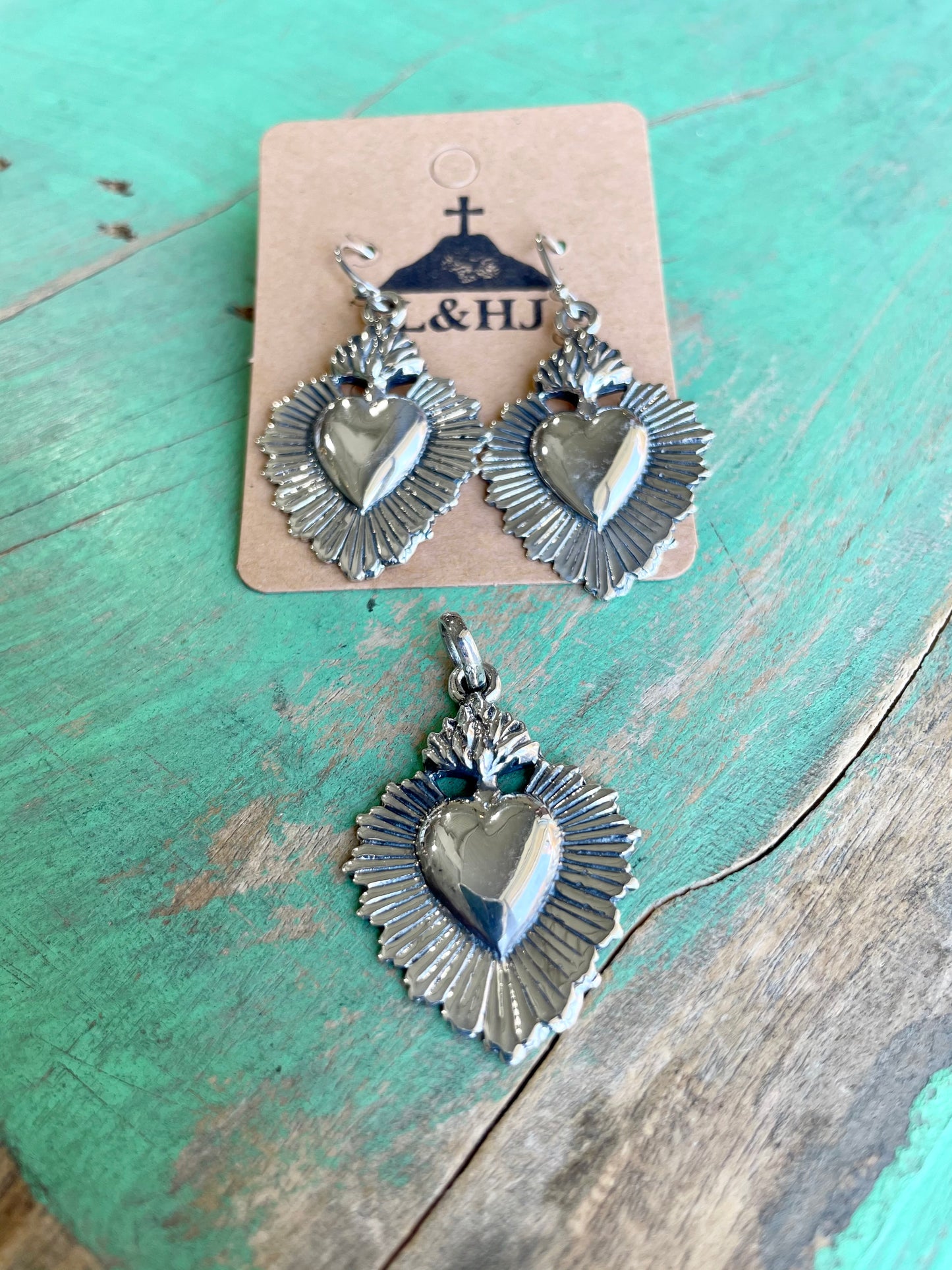 Gorgeous Sterling Silver Sacred Heart Pendant and Earrings
