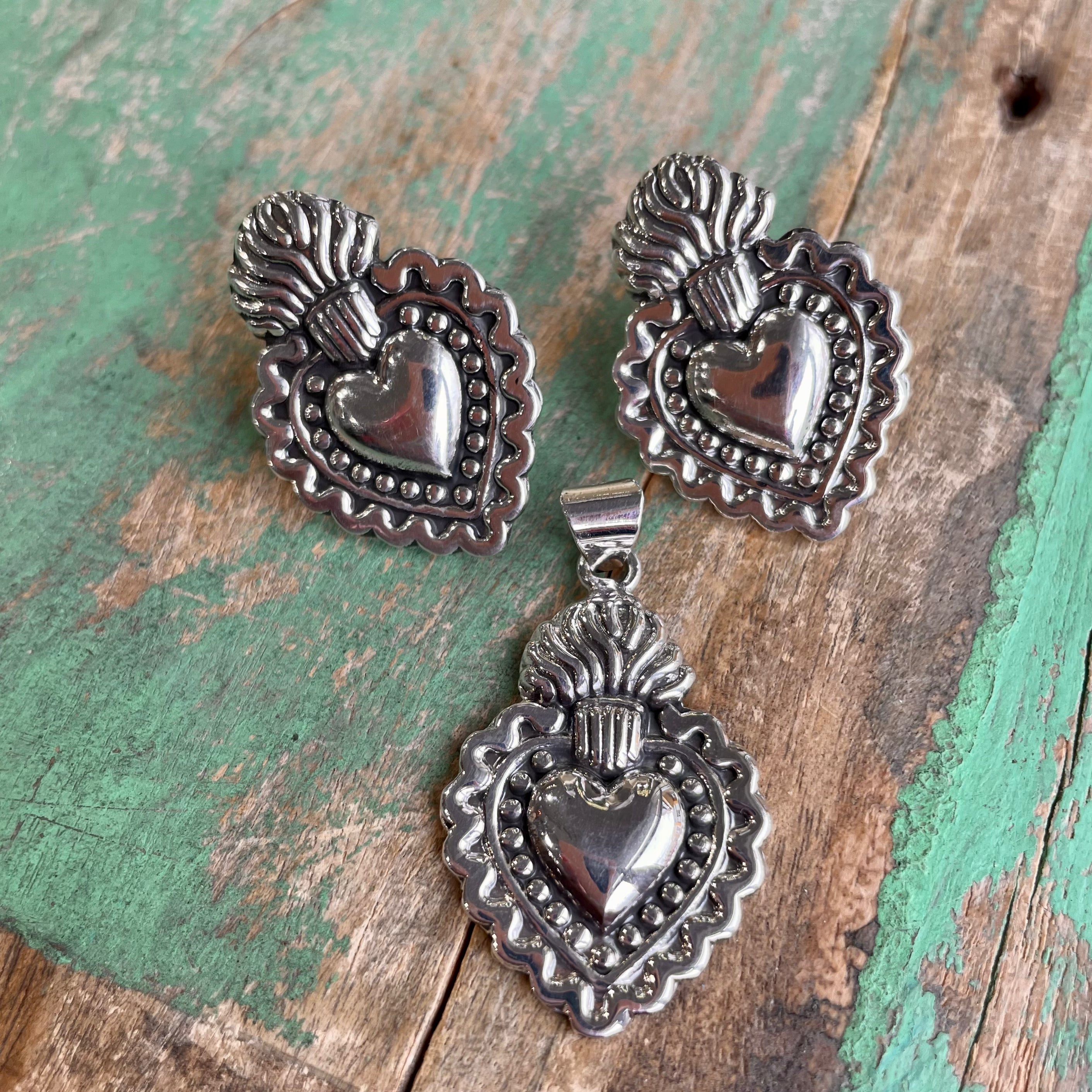 Sacred Heart Dots Earrings and Pendant