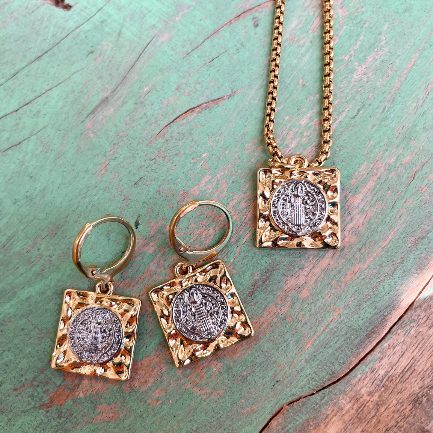 Two Toned Square St Benedict Set
