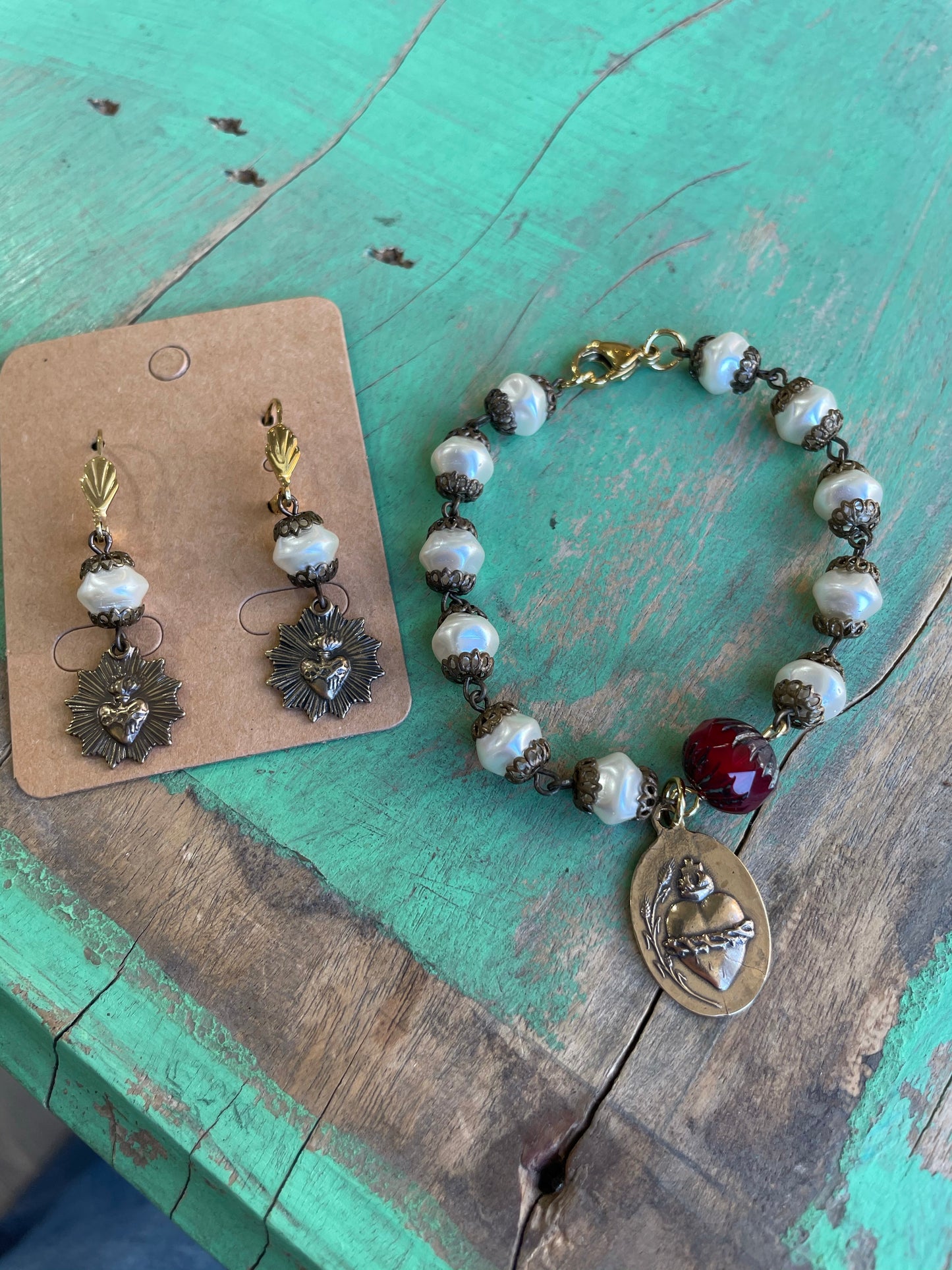 Bronze Sacred Heart Pearls Bracelet and Earrings
