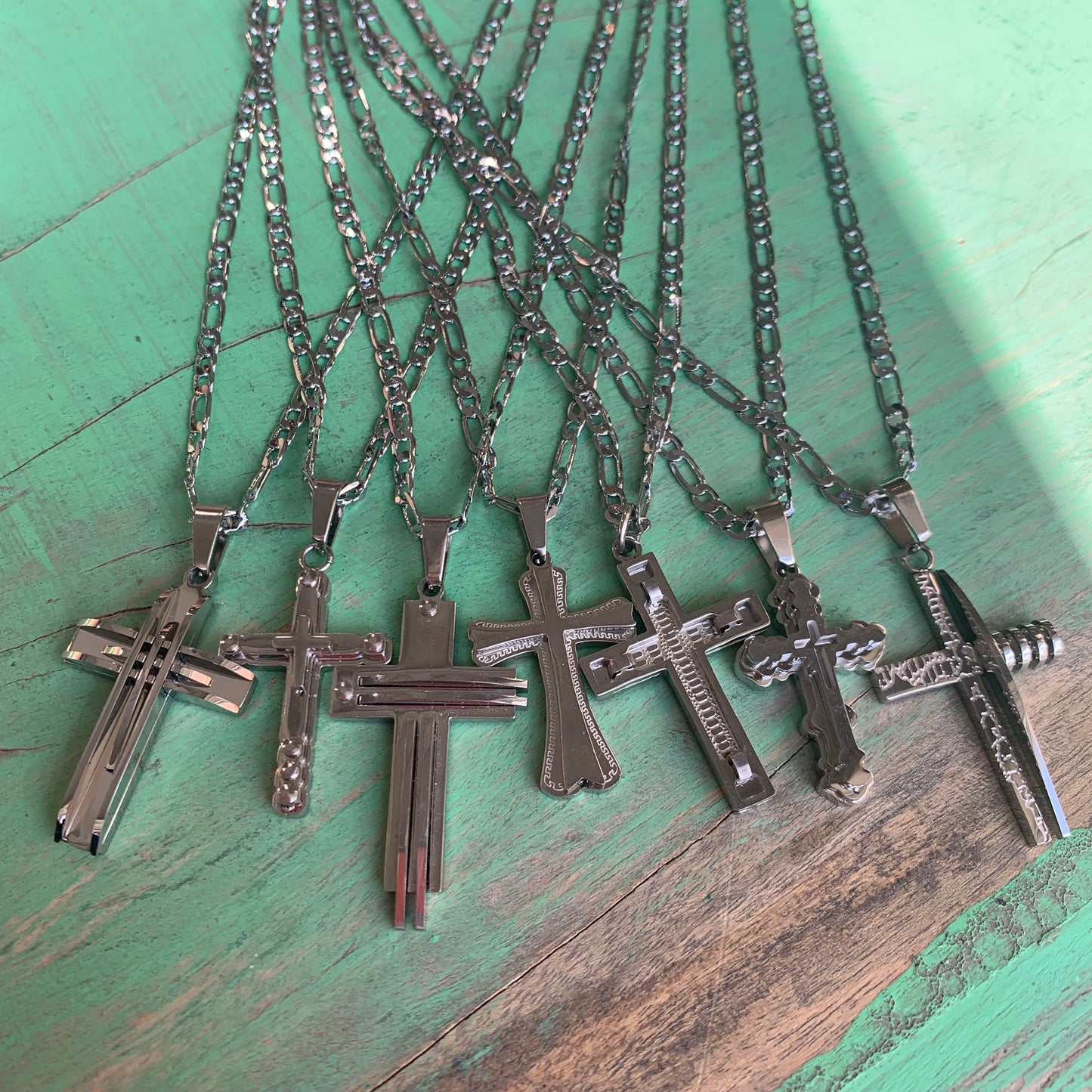 Stainless Steel Fígaro Chain with Cross