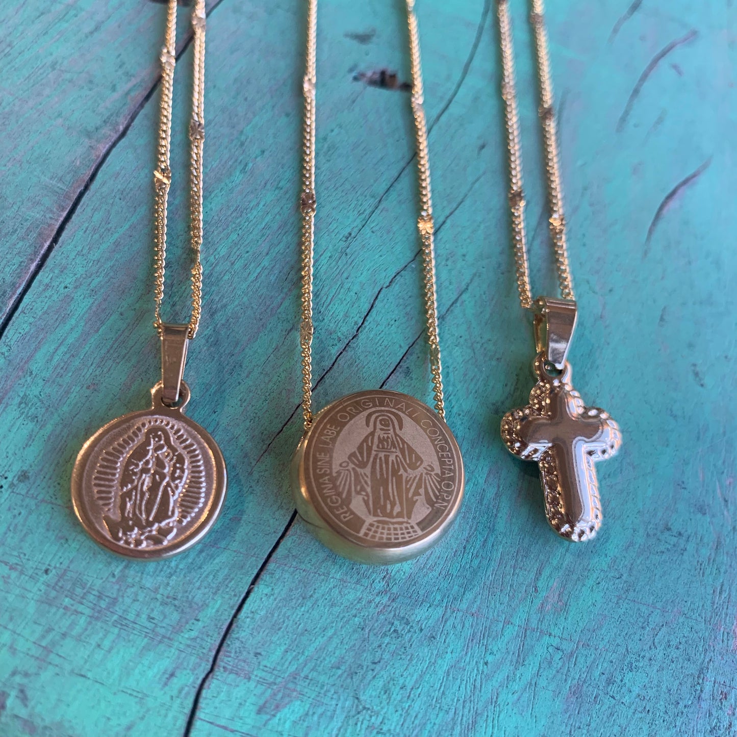 Gold Faith Necklace